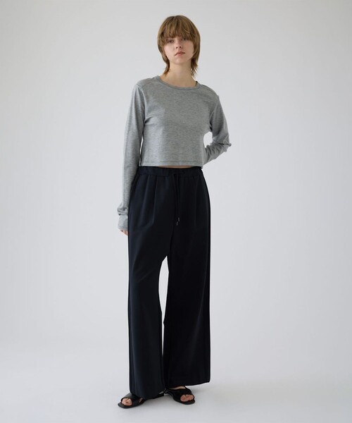 RIM.ARK(リムアーク)の「【RIM.ARK/リムアーク】Side tuck sporty PT/サイドタックスポーティーパンツ(その他パンツ・レディース・ライトベージュ/ブラック・36/38)」の1枚目の写真