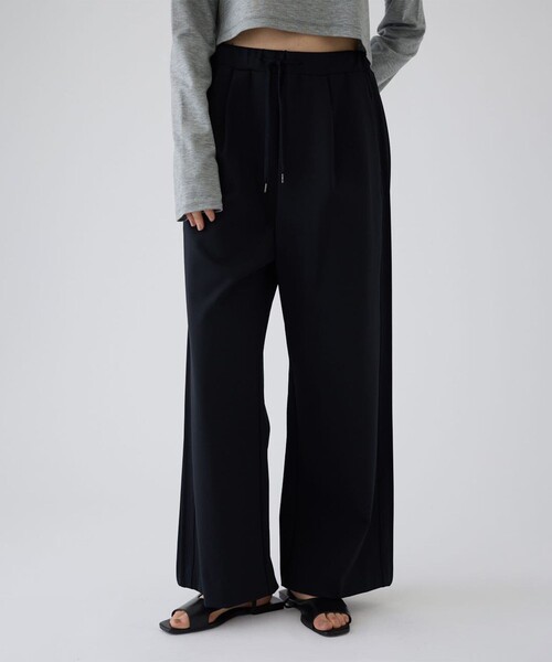 RIM.ARK(リムアーク)の「【RIM.ARK/リムアーク】Side tuck sporty PT/サイドタックスポーティーパンツ(その他パンツ・レディース・ライトベージュ/ブラック・36/38)」の7枚目の写真