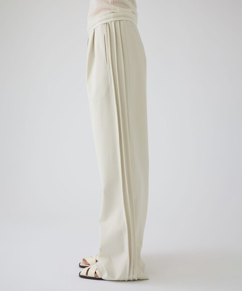 RIM.ARK(リムアーク)の「【RIM.ARK/リムアーク】Side tuck sporty PT/サイドタックスポーティーパンツ(その他パンツ・レディース・ライトベージュ/ブラック・36/38)」の16枚目の写真