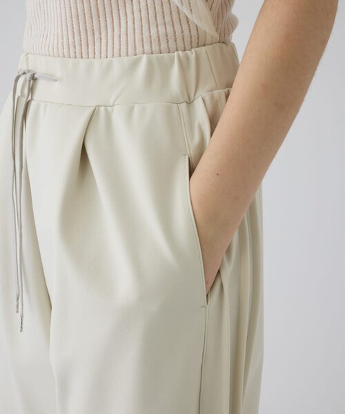 RIM.ARK(リムアーク)の「【RIM.ARK/リムアーク】Side tuck sporty PT/サイドタックスポーティーパンツ(その他パンツ・レディース・ライトベージュ/ブラック・36/38)」の12枚目の写真