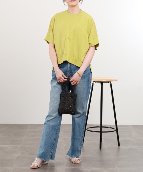 BRODIAEA(ブローディア)の「BRODIAEA ドロップショルダー切替カットソープルオーバー 半端袖(Tシャツ/カットソー・レディース・オフホワイト/グレイッシュベージュ/ブラック/ライトグリーン・40)」の5枚目の写真