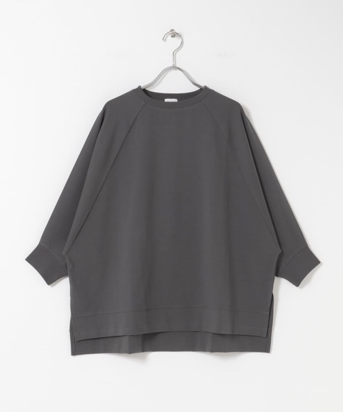 URBAN RESEARCH DOORS(アーバンリサーチドアーズ)の「オーバーサイズドルマンプルオーバー(Tシャツ/カットソー・レディース・チャコールグレー/ナチュラル・FREE)」の10枚目の写真