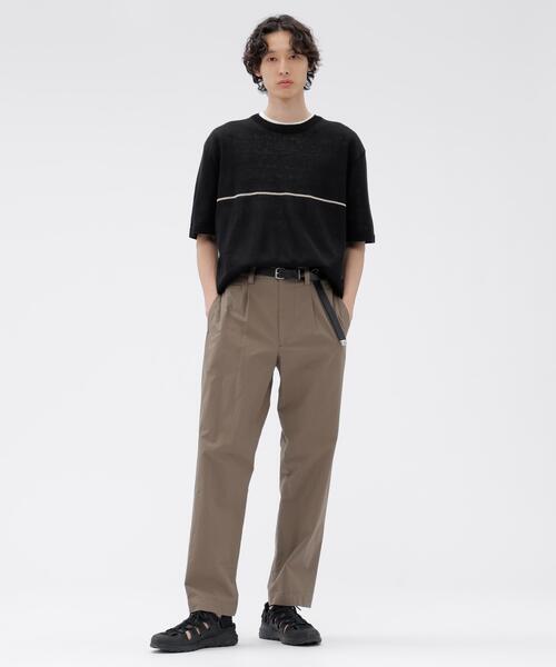 MARGARET HOWELL(マーガレットハウエル)の「LINEN COTTON SINGLE STRIPE(ニット/セーター・メンズ・ブラック・MEDIUM/LARGE)」の3枚目の写真