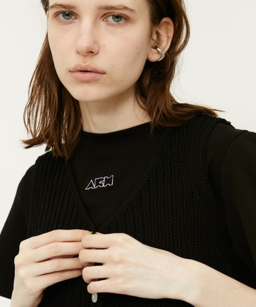 Auntie Rosa Holiday（アンティローザホリデー）の「コンパクトカラー刺繍TEE（Tシャツ/カットソー・レディース・ブラウン/グリーン/パープル/グレー/アイボリー/ブラック・FREE）」の2枚目の写真