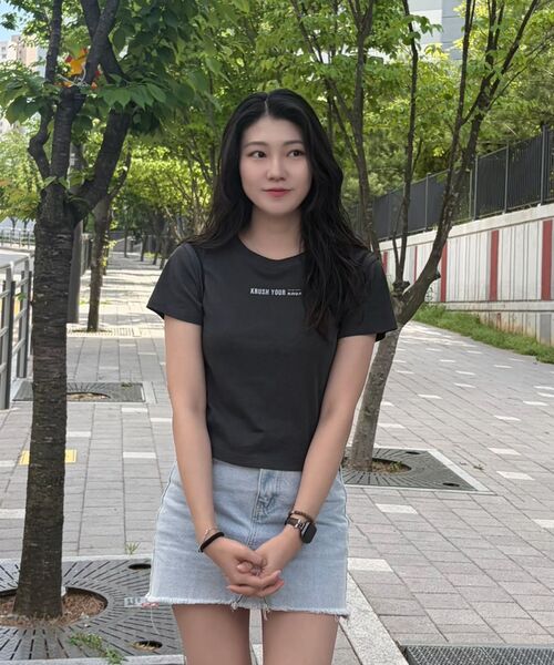 KRUXH(クルクス)の「ピグメントナイスクロップTシャツチャコール(Tシャツ/カットソー・レディース・その他・1/2)」の6枚目の写真