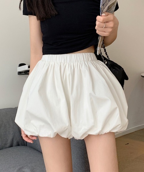 Ritzy(リッツィー)の「2 色展開 バルーンショートパンツ(スカート・レディース・ブラック/ホワイト・M/S/L)」の8枚目の写真