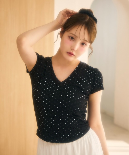miune(ミューヌ)の「【シュシュSET】ドットトップス(Tシャツ/カットソー・レディース・ホワイト/ブラック/グレー・FREE)」の2枚目の写真