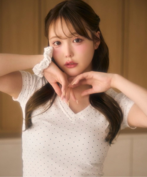 miune(ミューヌ)の「【シュシュSET】ドットトップス(Tシャツ/カットソー・レディース・ホワイト/ブラック/グレー・FREE)」の19枚目の写真