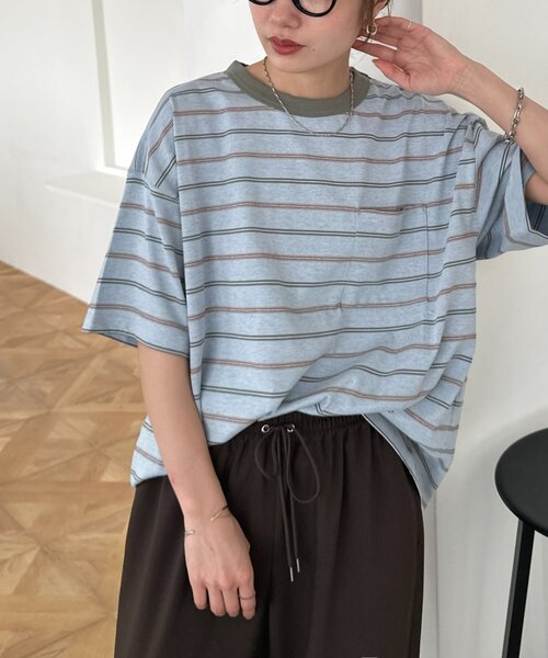 DISCOAT(ディスコート)の「【Enlude/1枚で着映え♪】アソートボーダーポケ付きTシャツ《ユニセックス》(Tシャツ/カットソー・レディース・オフホワイト/ブルー/ブラウン・MEDIUM/LARGE)」の17枚目の写真
