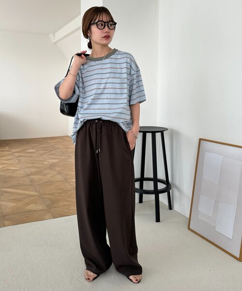 DISCOAT(ディスコート)の「【Enlude/1枚で着映え♪】アソートボーダーポケ付きTシャツ《ユニセックス》(Tシャツ/カットソー・レディース・オフホワイト/ブルー/ブラウン・MEDIUM/LARGE)」の10枚目の写真