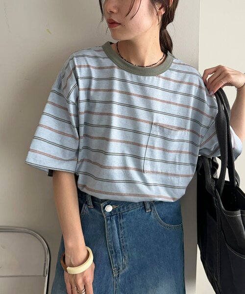 DISCOAT(ディスコート)の「【Enlude/1枚で着映え♪】アソートボーダーポケ付きTシャツ《ユニセックス》(Tシャツ/カットソー・レディース・オフホワイト/ブルー/ブラウン・MEDIUM/LARGE)」の6枚目の写真