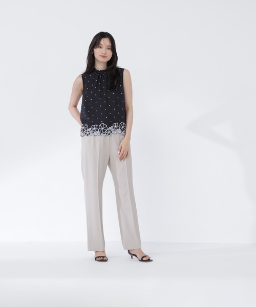 NATURAL BEAUTY BASIC(ナチュラルビューティーベーシック)の「ドットフラワー刺繍ブラウス(シャツ/ブラウス・レディース・ホワイト系その他/ブラック系その他2・SMALL/MEDIUM)」の11枚目の写真