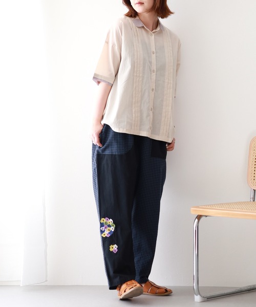 Emago(イマゴ)の「EMAGO かくかく花刺繍パンツ(その他パンツ・レディース・ブラック/アイボリー・FREE)」の15枚目の写真