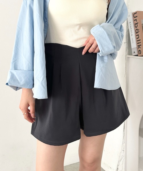 CLEA（クレア）の「シンプルハイウエスト無地ショートパンツ（その他パンツ・レディース・ベージュ/グレー/ブラック/オフホワイト・M/L）」の20枚目の写真