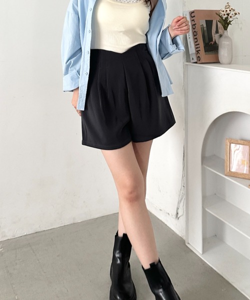 CLEA（クレア）の「シンプルハイウエスト無地ショートパンツ（その他パンツ・レディース・ベージュ/グレー/ブラック/オフホワイト・M/L）」の21枚目の写真