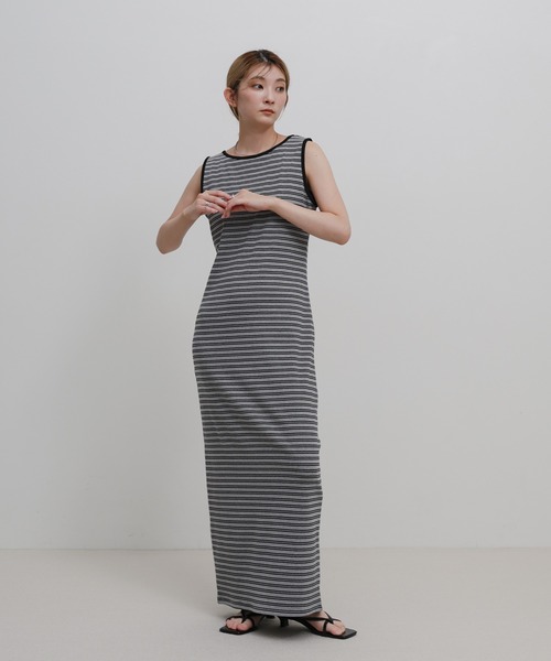 select MOCA(セレクトモカ)の「ボーダータンクトップロングワンピース(ワンピース・レディース・グレー/チャコールグレー・LARGE/MEDIUM)」の4枚目の写真