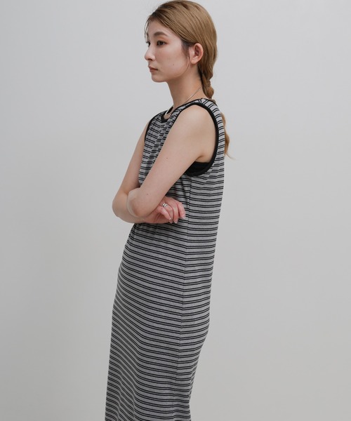 select MOCA(セレクトモカ)の「ボーダータンクトップロングワンピース(ワンピース・レディース・グレー/チャコールグレー・LARGE/MEDIUM)」の20枚目の写真