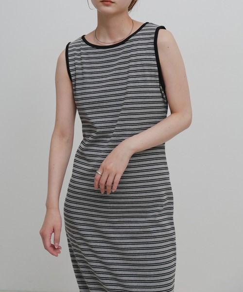 select MOCA(セレクトモカ)の「ボーダータンクトップロングワンピース(ワンピース・レディース・グレー/チャコールグレー・LARGE/MEDIUM)」の19枚目の写真