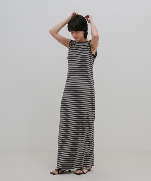 select MOCA(セレクトモカ)の「ボーダータンクトップロングワンピース(ワンピース・レディース・グレー/チャコールグレー・LARGE/MEDIUM)」の10枚目の写真