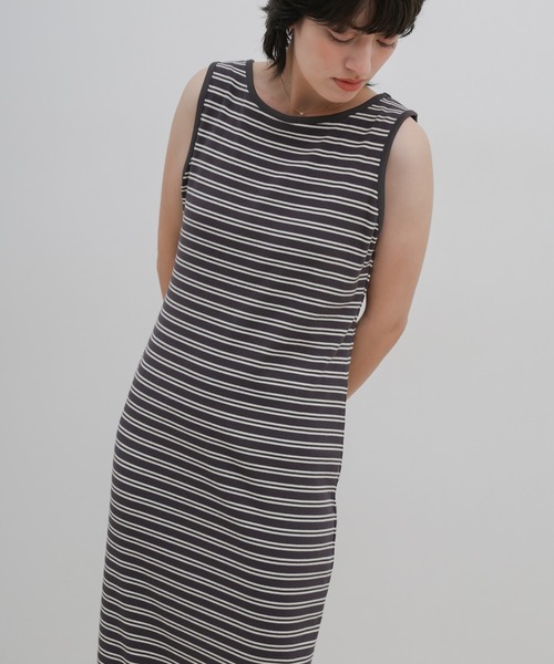select MOCA(セレクトモカ)の「ボーダータンクトップロングワンピース(ワンピース・レディース・グレー/チャコールグレー・LARGE/MEDIUM)」の5枚目の写真