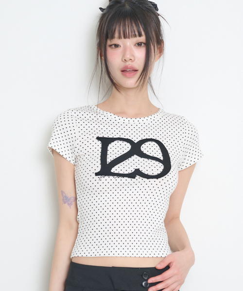 ILLIGO(イリゴ)の「129 ロゴパッチフィッテッドTシャツ ホワイトドット(Tシャツ/カットソー・レディース・その他・OS)」の3枚目の写真
