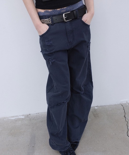 LCDC TM（エルシーディーシーティーエム）の「DISTRESSED CURVED PANTS（その他パンツ・レディース・Navy・S）」の4枚目の写真