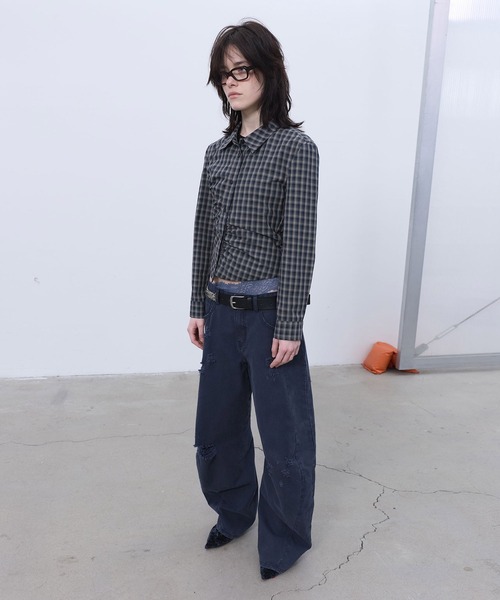 LCDC TM（エルシーディーシーティーエム）の「DISTRESSED CURVED PANTS（その他パンツ・レディース・Navy・S）」の12枚目の写真