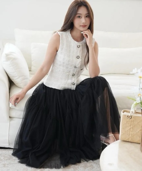 BIRTHDAY BASH(バースデイバッシュ)の「CHIFFON TIERED VOLUME SKIRT(シフォンティアードボリュームスカート)(スカート・レディース・ブラック・MEDIUM/SMALL)」の9枚目の写真
