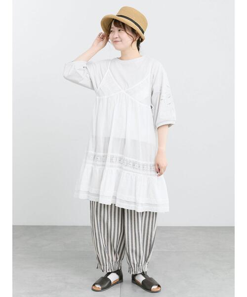 Samansa Mos2(サマンサ モスモス)の「袖カットワークプルオーバー(Tシャツ/カットソー・レディース・グリーン/ブラック/シルバーグレー/オフホワイト・F)」の5枚目の写真