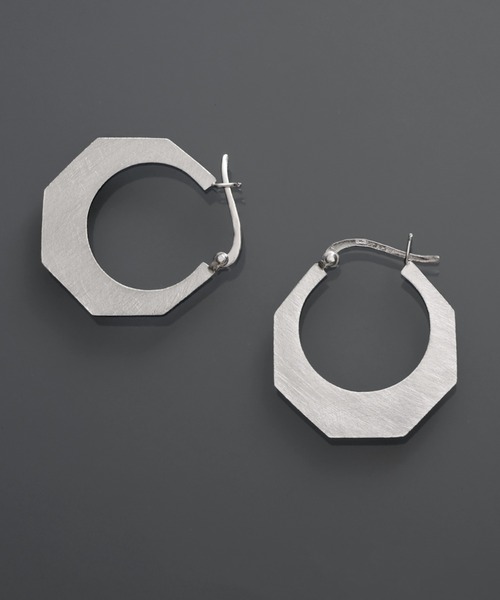 YArKA（ヤーカ）の「【YArKA/ヤーカ】twin dancing loops earring(pierce) [ftdtf16] / 表面加工ピアス（ピアス（両耳用）・レディース・ゴールド/シルバー・FREE）」の9枚目の写真