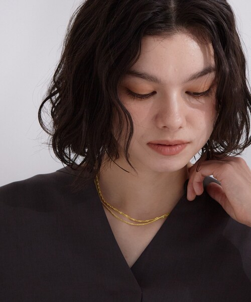 OPAQUE.CLIP(オペークドットクリップ)の「ツイストチェーン2連ネックレス(ネックレス・レディース・ゴールド/シルバー・00)」の7枚目の写真