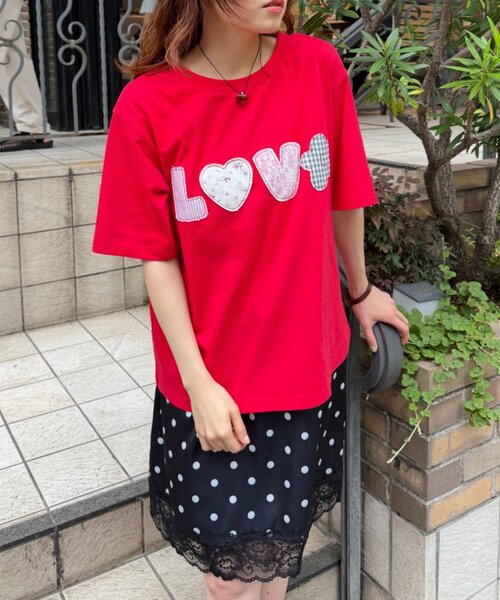 w closet(ダブルクローゼット)の「LOVE Tシャツ(Tシャツ/カットソー・レディース・ネイビー/レッド/サックスブルー/アイボリー・FREE)」の4枚目の写真