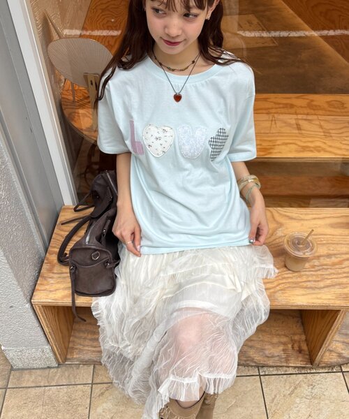 w closet(ダブルクローゼット)の「LOVE Tシャツ(Tシャツ/カットソー・レディース・ネイビー/レッド/サックスブルー/アイボリー・FREE)」の3枚目の写真