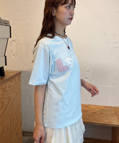 w closet(ダブルクローゼット)の「LOVE Tシャツ(Tシャツ/カットソー・レディース・ネイビー/レッド/サックスブルー/アイボリー・FREE)」の6枚目の写真