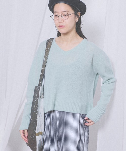 fig London(フィグロンドン)の「AIRLYS pullover(ニット/セーター・レディース・ピンク/サックスブルー/ネイビー/アイボリー・FREE)」の3枚目の写真
