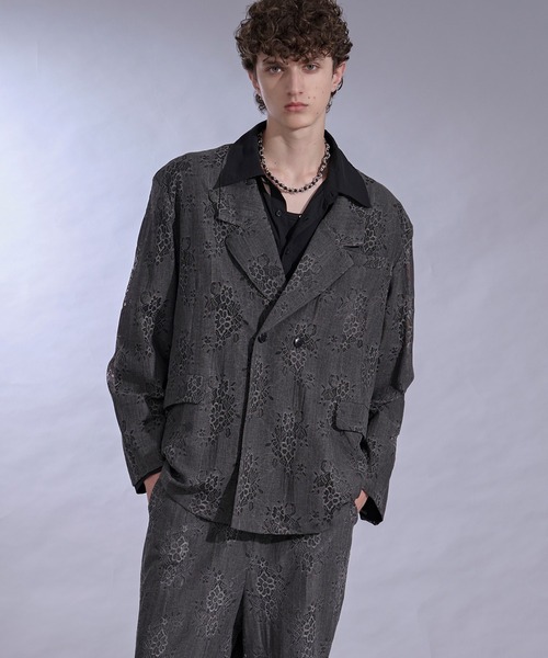 Ellno Loset(エルノロゼット)の「レースダブルブレストパッドジャケット/SETUP対応(テーラードジャケット・メンズ・ブラック/チャコール・MEDIUM/LARGE/SMALL/X-SMALL)」の2枚目の写真