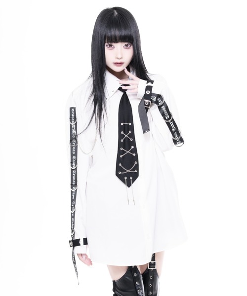 TRAVAS TOKYO(トラバス トウキョウ)の「『TRAVAS TOKYO/トラバス トーキョー』ネクタイ付きパンクスデザインシャツ(シャツ/ブラウス・レディース・ブラック/ホワイト・FREE)」の2枚目の写真