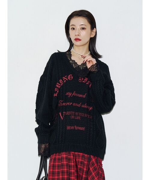 jouetie（ジュエティ）の「レースドッキンググランジルーズニット（ニット/セーター・レディース・ブラック/グレー/アイボリー・FREE）」の2枚目の写真