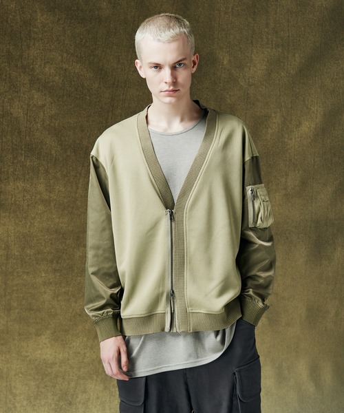 glamb（グラム）の「Bomber Cardigan / ボマーカーディガン（カーディガン/ボレロ・メンズ・カーキ/ブラック・S/M/L）」の6枚目の写真