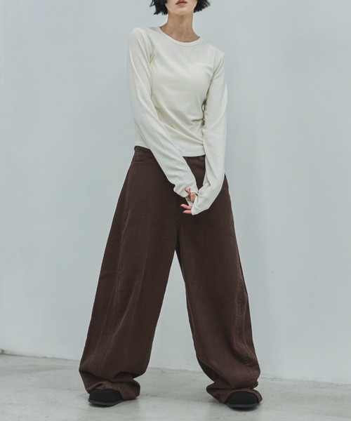feepur（フェピュール）の「【4size展開】バレルレッグコーデュロイパンツ（その他パンツ・レディース・ブラウン/アイボリー・SMALL/MEDIUM/LARGE/TALL）」の3枚目の写真