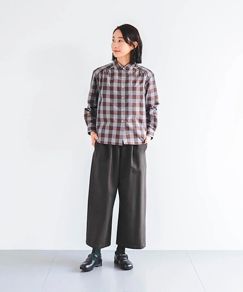 D（ディー）の「コットンウールツイルワイドパンツ（その他パンツ・レディース・チャコールグレー/アイボリー・MEDIUM）」の2枚目の写真