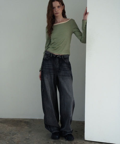 WAARFORWOMAN(ワール・フォー・ウーマン)の「W1161 ターンオーバーワイドパンツ_ブラック(デニムパンツ・レディース・その他・MEDIUM/LARGE/SMALL)」の2枚目の写真