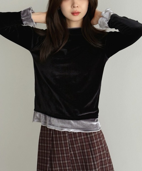 Jewelobe(ジュエローブ)の「レイヤードベロアトップス(Tシャツ/カットソー・レディース・ブラック/ブラウン・FREE)」の2枚目の写真