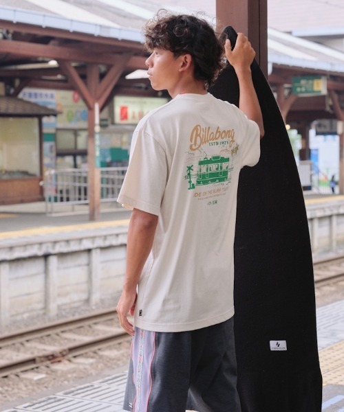 BILLABONG(ビラボン)の「ビラボン BILLABONG SURF TRAIN(Tシャツ/カットソー・メンズ・グリーン/クリーム/ダークグレー・M/L/LL)」の15枚目の写真