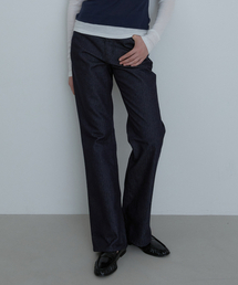 CCOMA（コンマ）の「CMJ36 ノンフェード ヘリンボーン フレアパンツ（デニムパンツ）」