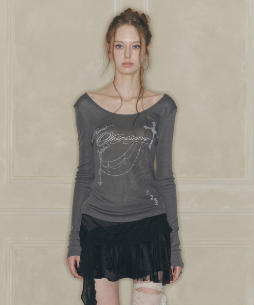 PAIN OR PLEASURE(ペインオアプレジャー)の「DUSK グラフィックTシャツ チャコール(Tシャツ/カットソー・レディース・その他・SMALL/MEDIUM)」の2枚目の写真