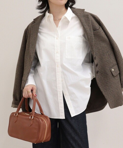 fredy emue(フレディエミュ)の「FR BASIC シャツ(シャツ/ブラウス・レディース・パープル系その他/ブルー系その他/ベージュ系その他/オフホワイト・38)」の1枚目の写真