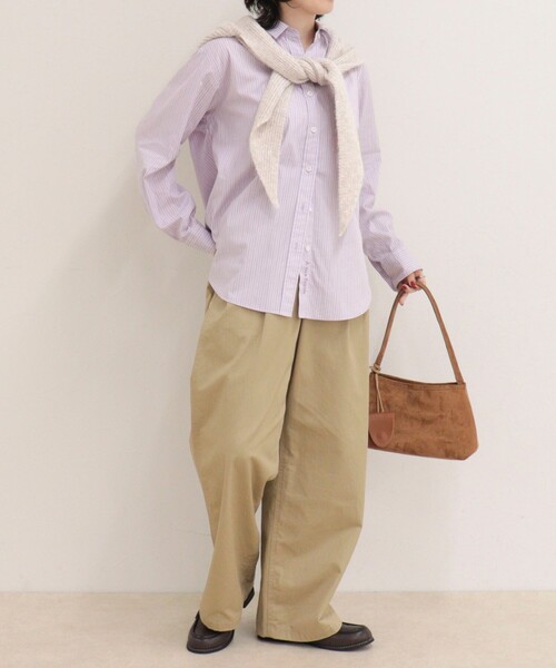 fredy emue(フレディエミュ)の「FR BASIC シャツ(シャツ/ブラウス・レディース・パープル系その他/ブルー系その他/ベージュ系その他/オフホワイト・38)」の8枚目の写真