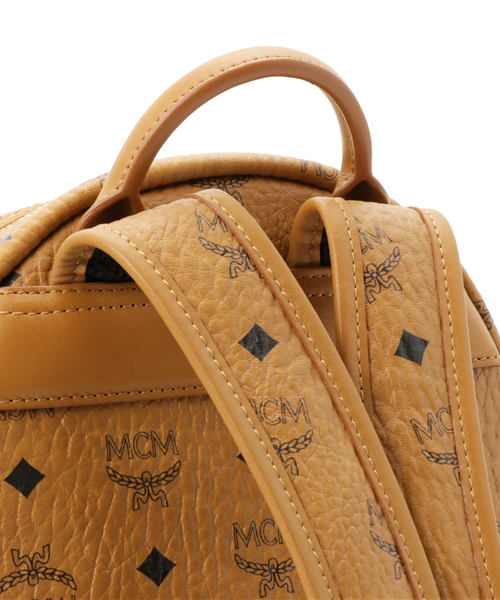 MCM（エムシーエム）の「MCM/エムシーエム/Basic BackPack Small （バックパック/リュック・レディース・ブラック/ブラウン/ボルドー/ベージュ・SMALL）」の7枚目の写真