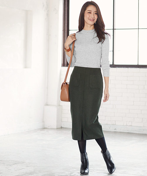 Pierrot（ピエロ）の「リブ編みニットハイネックトップス（ニット/セーター・レディース・カーキ/グレー系その他/ブラック/ブルー系その他/ネイビー/グリーン系その他/杢グレー/ベージュ/アイボリー/ブラウン系その他・L/M）」の15枚目の写真